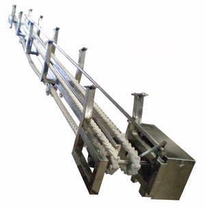 Overhanging Declined Crate Conveyor